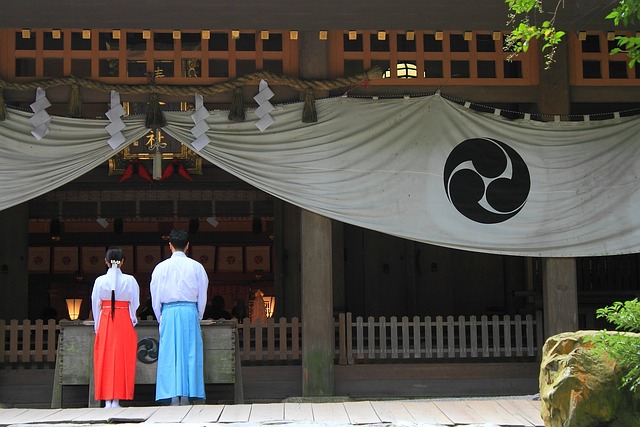 御岩神社と光の柱