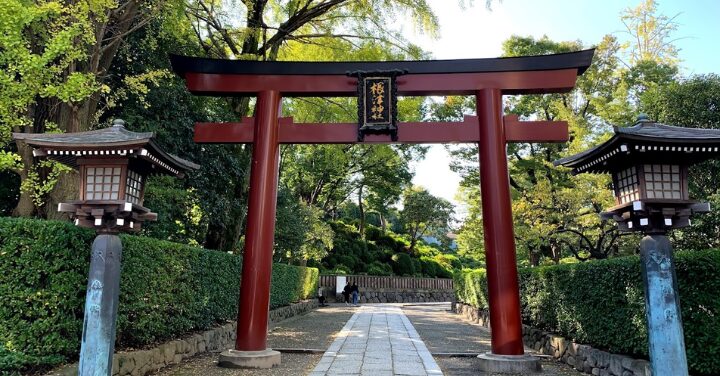根津神社 怖い