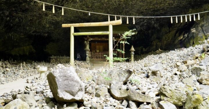 天岩戸神社 気持ち悪い