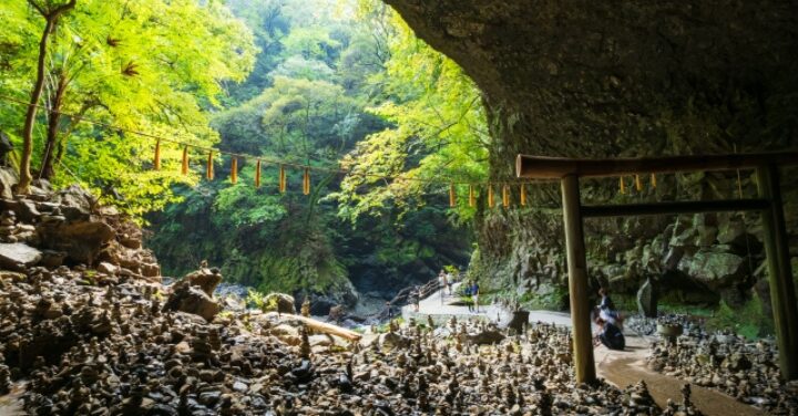 天岩戸神社 気持ち悪い