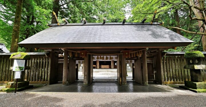 天岩戸神社 気持ち悪い
