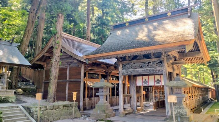 諏訪神社 やばい