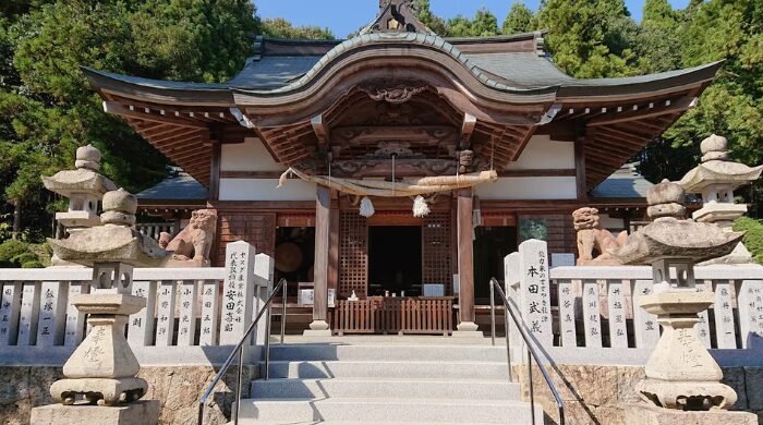 破磐神社 われ岩