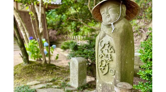 破磐神社 われ岩