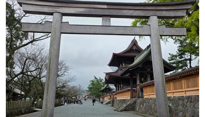 阿蘇神社 何の神様