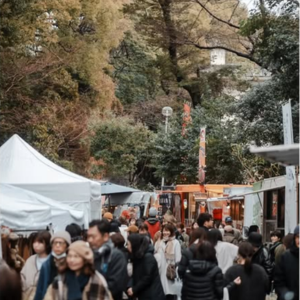 護国神社 蚤の市