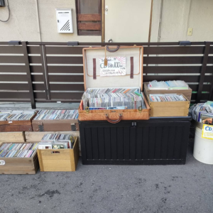 護国神社 蚤の市